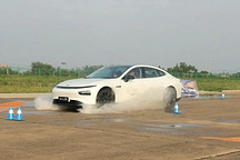 “第二款真香”再应验：小鹏P7续航智能大提升