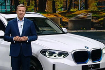 宝马“前后为难”