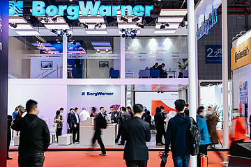 博格华纳亮相2021国际车展，全新阵容引领车行未来