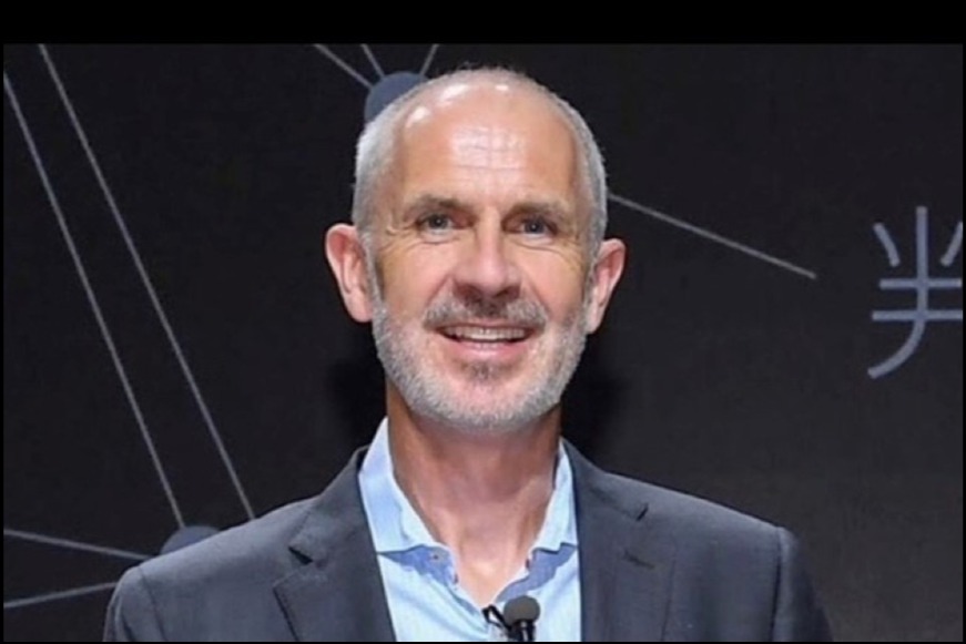 沃尔沃汽车新任CEO首秀：未来的出行是智能互联