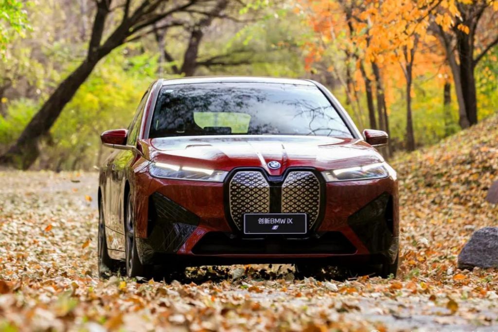 开发下一代自动驾驶技术 ，宝马、高通、安致尔达成合作