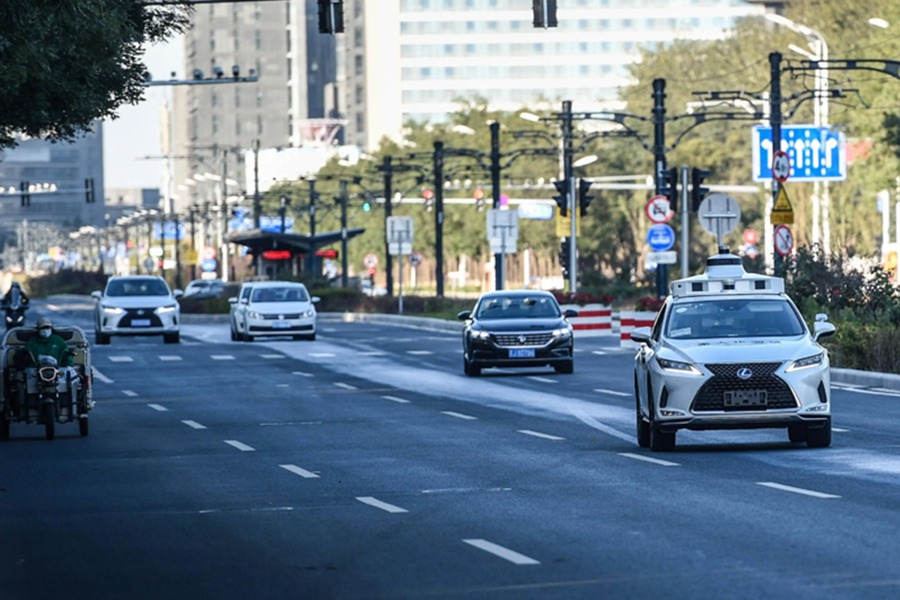 7城市谁将领跑国内自动驾驶“城市卡位赛”？