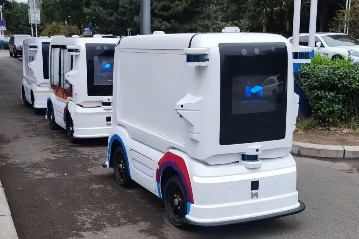 毫末智行“国庆”智能驾驶数据报告：北京、上海等6地HPilot使用最多