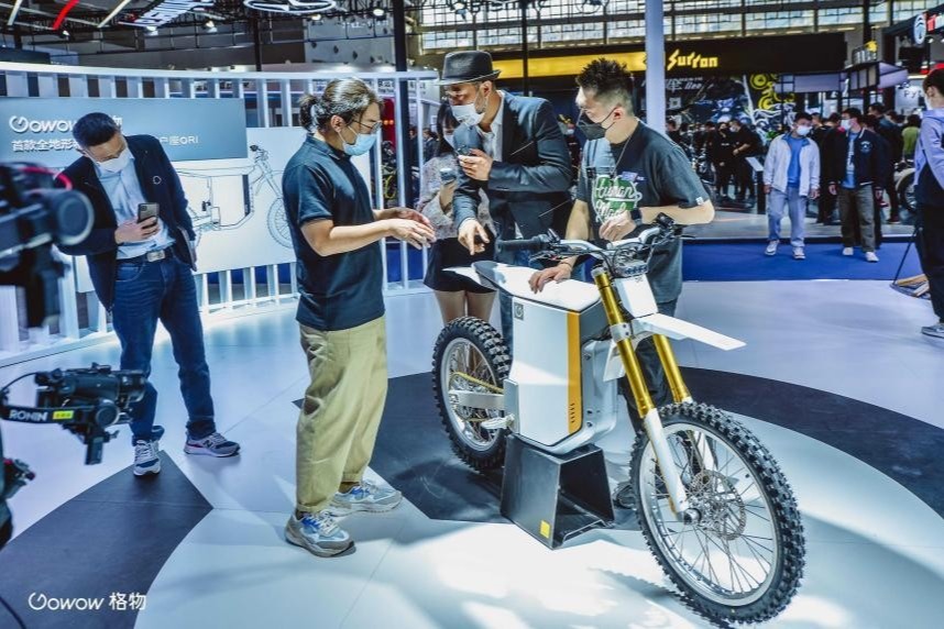 格物GOWOW首款全地形新能源摩托车“猎户座ORI”亮相摩博会