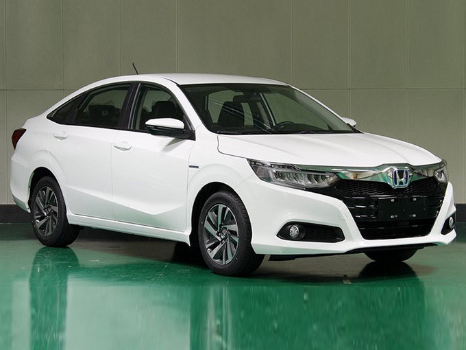 5l混动/油耗仅4l 预计13-15万元