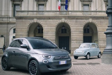 除纯电动版本外还将继续提供燃油版车型