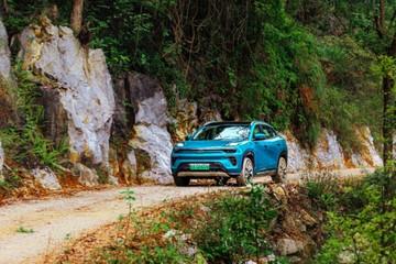 尽情驾驭初夏的“野”2022款大蚂蚁卓越驾控随心而动