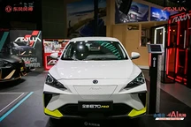 專業(yè)純電出行先鋒 E70PRO華中國際車展驚艷亮相