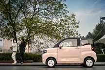 实力比拼 奇瑞QQ冰淇淋 VS宏光MINI EV谁更贴心?