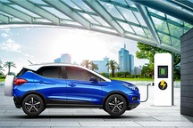 两大王牌家族对标，元EV与博越谁更胜一筹？