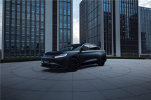 超出各路對(duì)手多個(gè)身位，極狐阿爾法S 全新HI版背后實(shí)力恐怖如斯