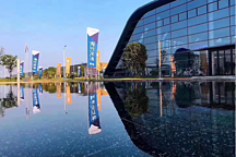 想说爱你不容易——致敬新能源车奋斗者