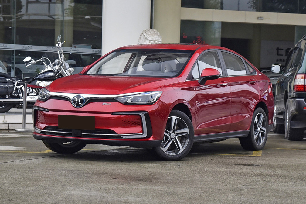 北汽新能源EU5  2019款 R600 智潮版.jpg
