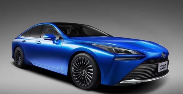 混動巨頭豐田終于出手，2021年前推3款純電動車