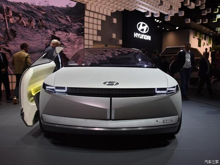 现代(进口) 现代45 2020款 EV Concept