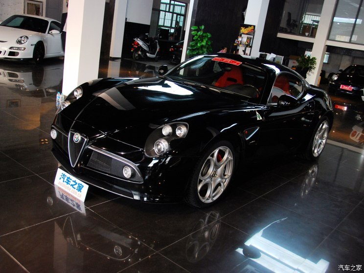 阿爾法·羅密歐 ALFA 8C 2009款 Competizione