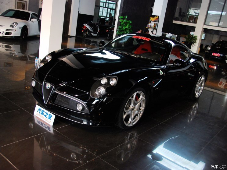 阿尔法·罗密欧 ALFA 8C 2009款 Competizione