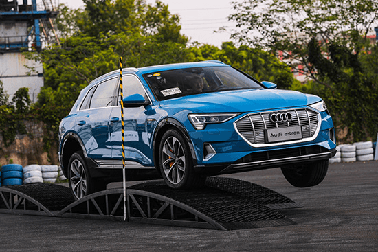 SUV，銷量，寶馬,奔馳,高檔電動(dòng)車