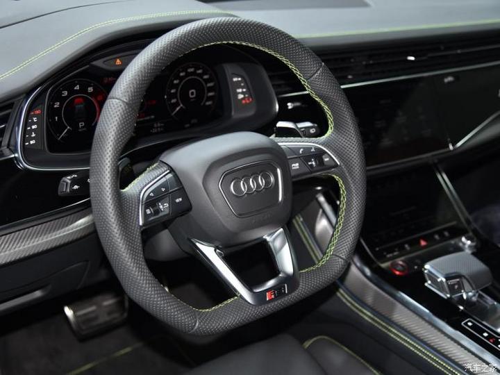 Audi Sport 奥迪RS Q8 2020款 基本型