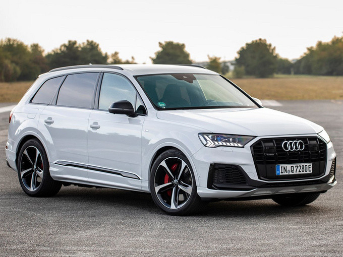 奥迪新Q7插混版售价曝光搭3.0T引擎/年底开售-图1