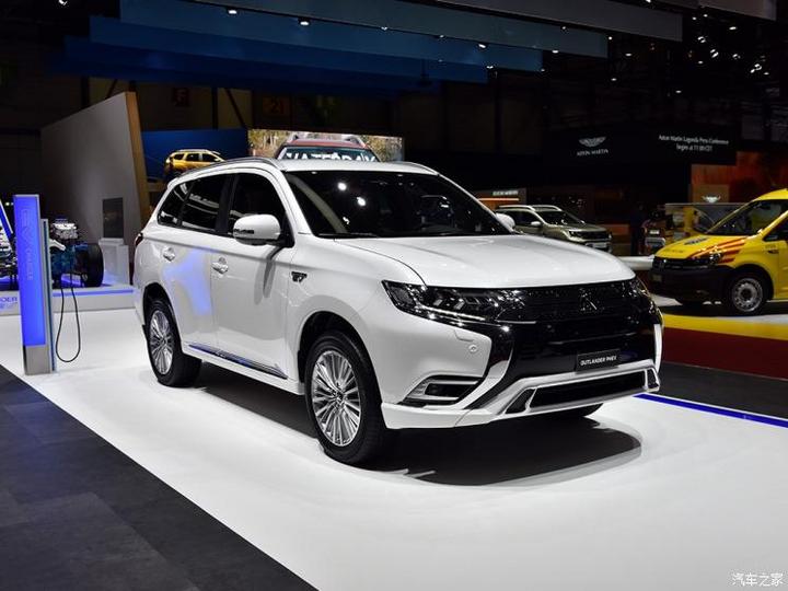 三菱(進(jìn)口) 歐藍(lán)德PHEV(進(jìn)口) 2018款 PHEV