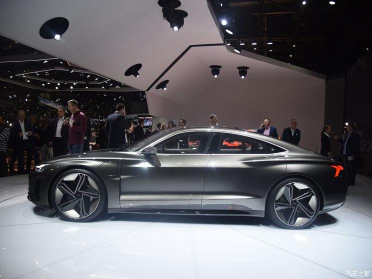 奧迪(進(jìn)口) 奧迪e-tron GT 2019款 Concept