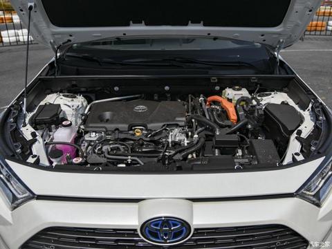 一汽丰田 RAV4荣放 2020款  双擎  2.5L CVT四驱旗舰版