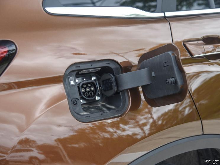 長(zhǎng)安汽車 長(zhǎng)安CS75 PHEV 2018款 1.5T PHEV領(lǐng)航型