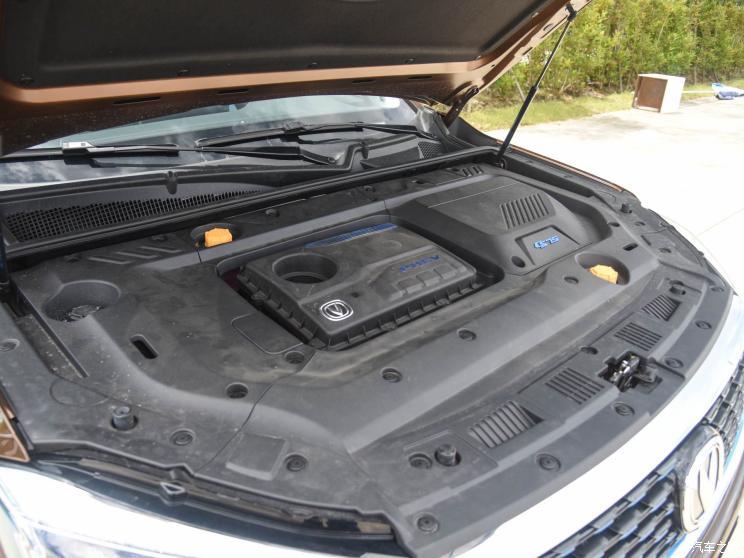 長(zhǎng)安汽車 長(zhǎng)安CS75 PHEV 2018款 1.5T PHEV領(lǐng)航型