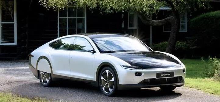 續(xù)航725公里，劍指特斯拉，這款太陽能電動汽車能開嗎？
