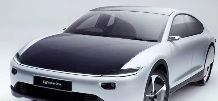 續(xù)航725公里，劍指特斯拉，這款太陽能電動汽車能開嗎？