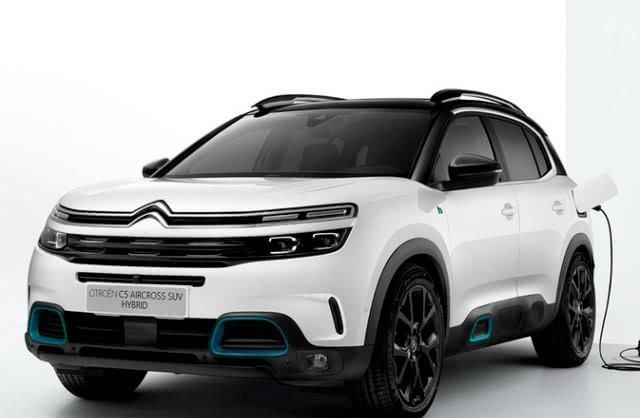 雪鐵龍再“發(fā)威”！新款<a class='link'  target='_blank'>混動SUV<<a class='link'  target='_blank'>SUV</a>，霸氣非凡