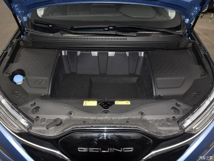 北汽新能源 北汽新能源EX3 2019款 R600 勁風(fēng)版