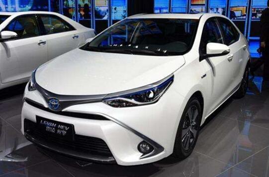 混動(dòng)車型對(duì)對(duì)碰，雷凌雙擎與卡羅拉雙擎到底誰更適合代步？