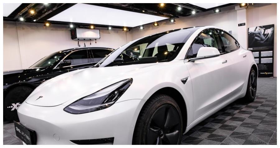 32.38萬提輛特斯拉Model3，行駛1400公里后，車主憋了幾句話要說