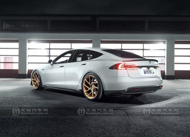 特斯拉也改裝！ Tesla Model S碳纖維外觀套件