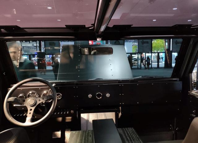 美國全新的純電動車企，新車極像奔馳大G，外加一臺大G皮卡