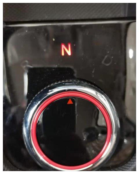 哪吒N01车主提车6个月有什么满意和不满意？听听车主怎么说