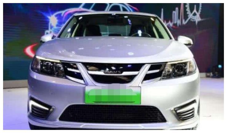 許家印的車終于造出來了，看完實車和價格，網友:沒搞錯吧