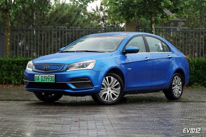 A級純電動怎么選？BEIJING-EU5、榮威Ei5、帝豪EV橫評