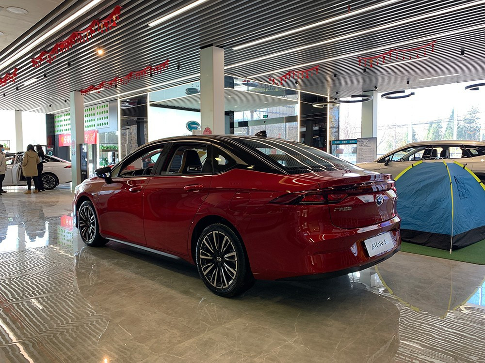 半個(gè)月賣出2月幾倍銷量！熱門純電動(dòng)車優(yōu)惠持續(xù)走高