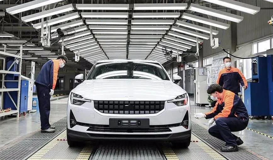 這臺“國產”電動車，憑什么比特斯拉和保時捷都要貴