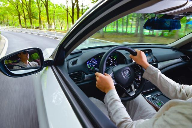 INSPIRE混動油耗、動力、空間表現(xiàn)怎么樣？看看車主們怎么說