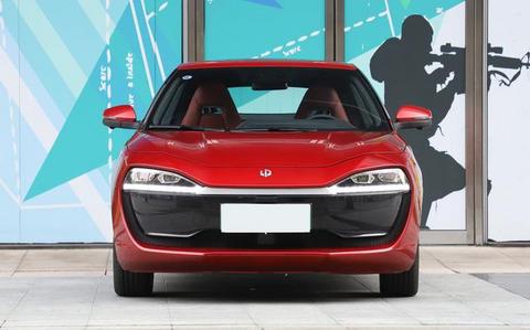 15万内唯一“跑车”，配无框门+自动泊车，还能指脉开门+刷脸启动