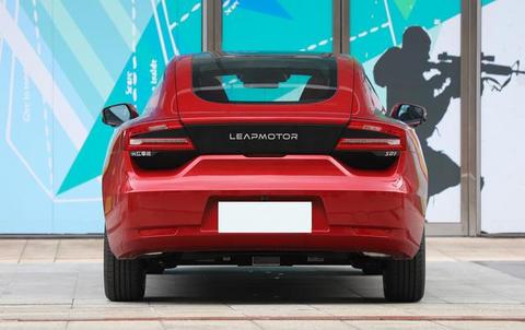 15万内唯一“跑车”，配无框门+自动泊车，还能指脉开门+刷脸启动