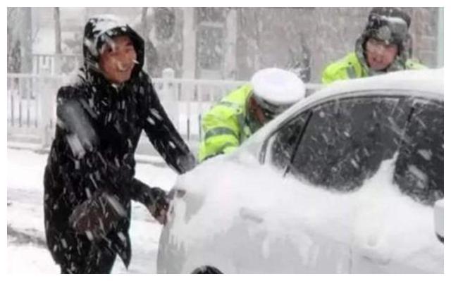齊齊哈爾一場大暴雪，讓新能源車主哭了：誰能把這“祖宗”收了？