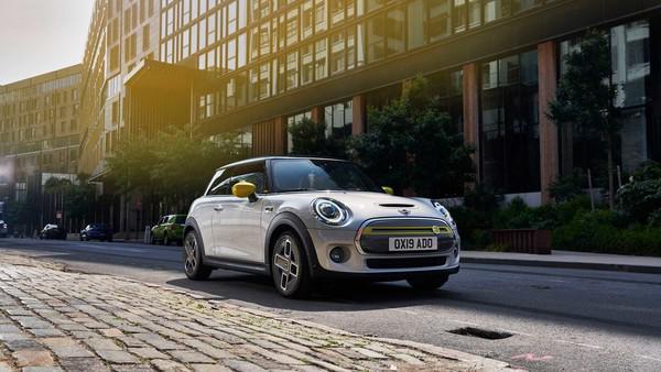 2020款MINI Cooper SE（圖源insideevs）