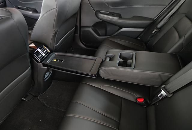 �������ɻ춯����̵��꣬���2��73���״�1.5L i-MM����