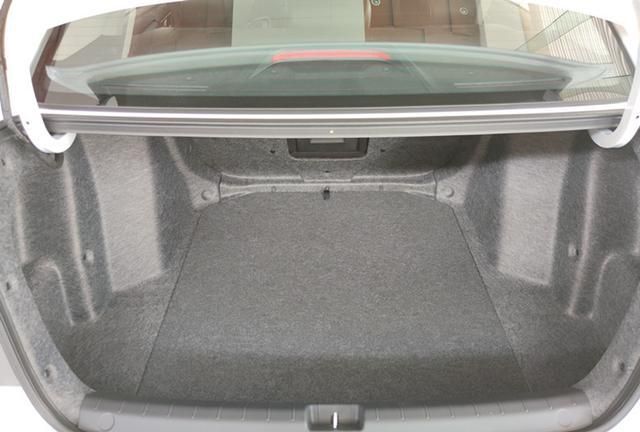 �������ɻ춯����̵��꣬���2��73���״�1.5L i-MM����