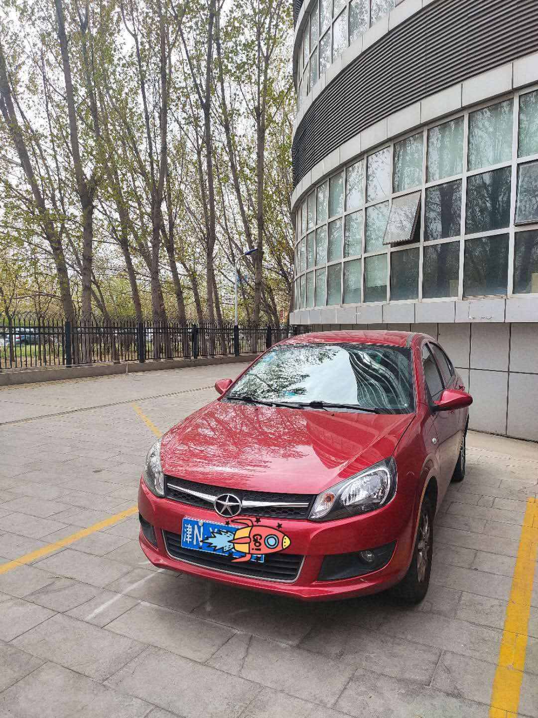 趴窩、失速、不順滑小毛病頻出，首批新能源汽車老車主心碎實錄